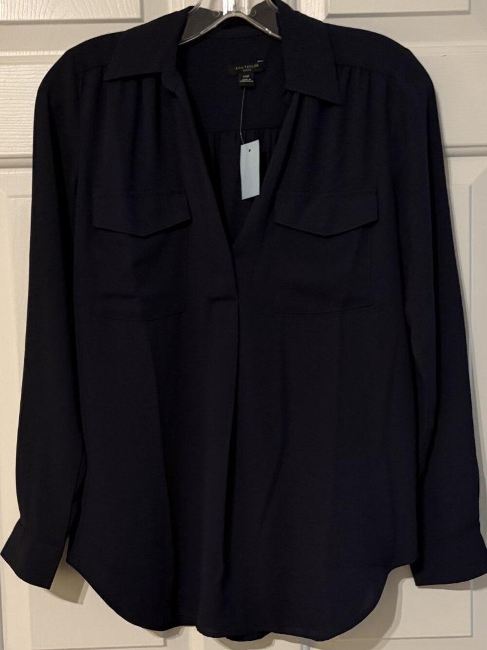 Ann Taylor Navy Blue NWT Silky long Sleeve Blouse Women Size XXS Petite Casual - Picture 3 of 7
